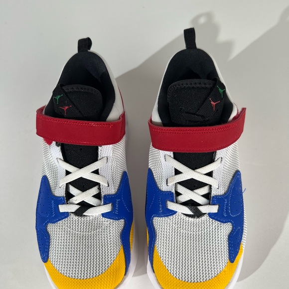 Nike Air Jordan Cadence Sneakers CQ9234-101 Low Top Slip On Multicolor Youth 3 - Picture 7 of 7